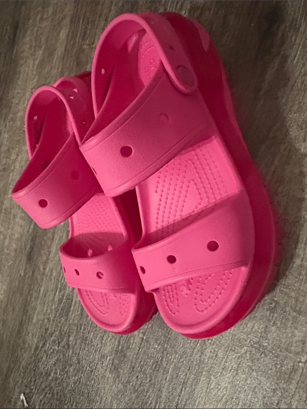 CROCS Mega Crush Women’s Sandals - Juice ~Hot Pink /Red - Picture 7 of 7